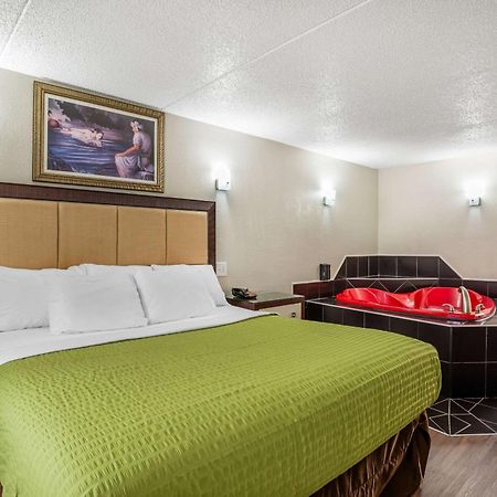 Econo Lodge Richmond-North Chesterfield Esterno foto