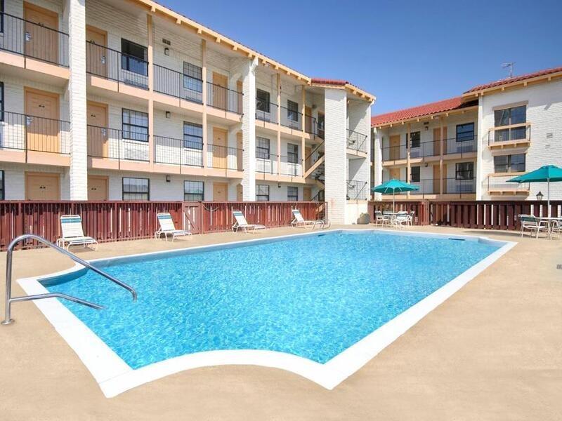 Econo Lodge Richmond-North Chesterfield Esterno foto
