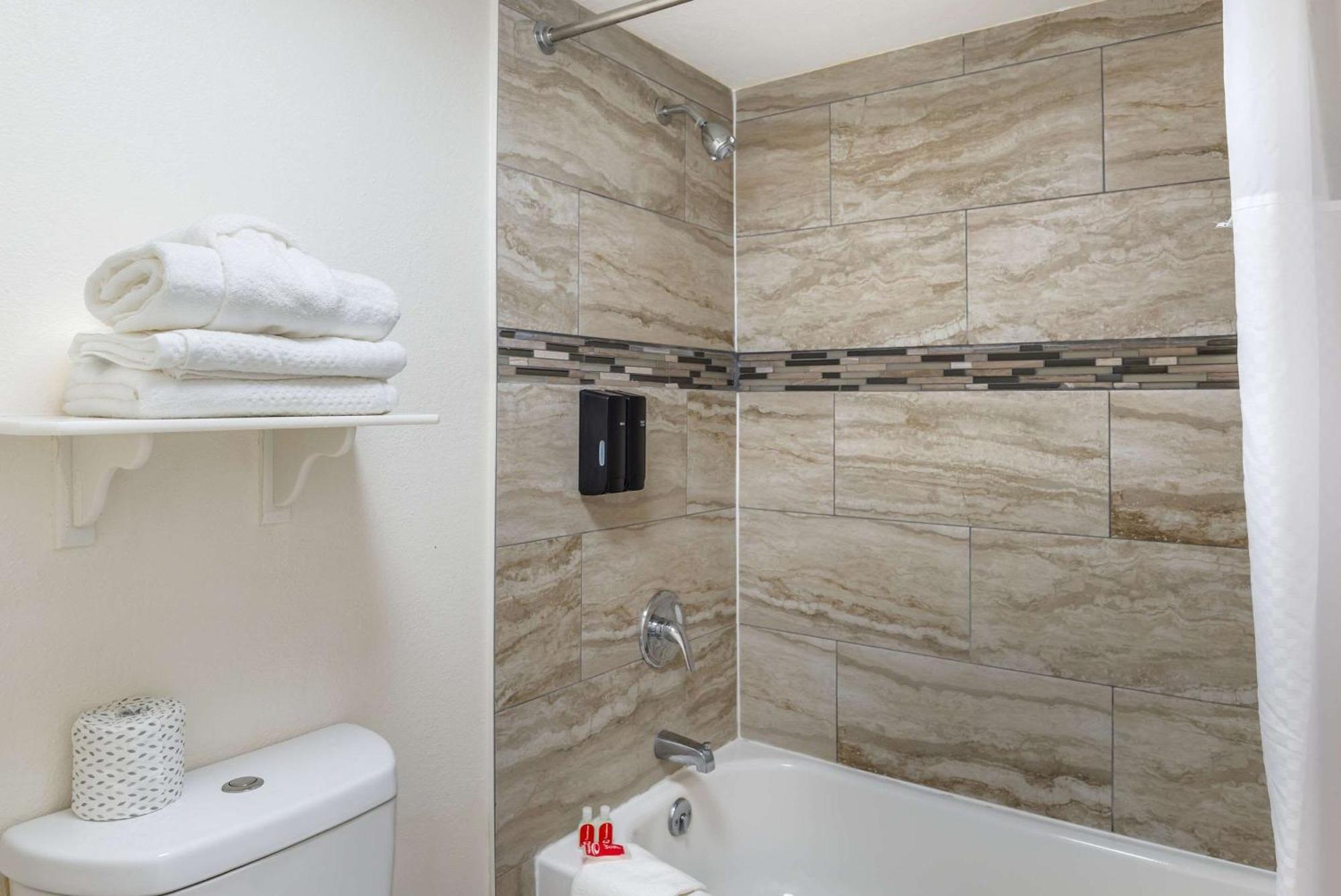Econo Lodge Richmond-North Chesterfield Esterno foto