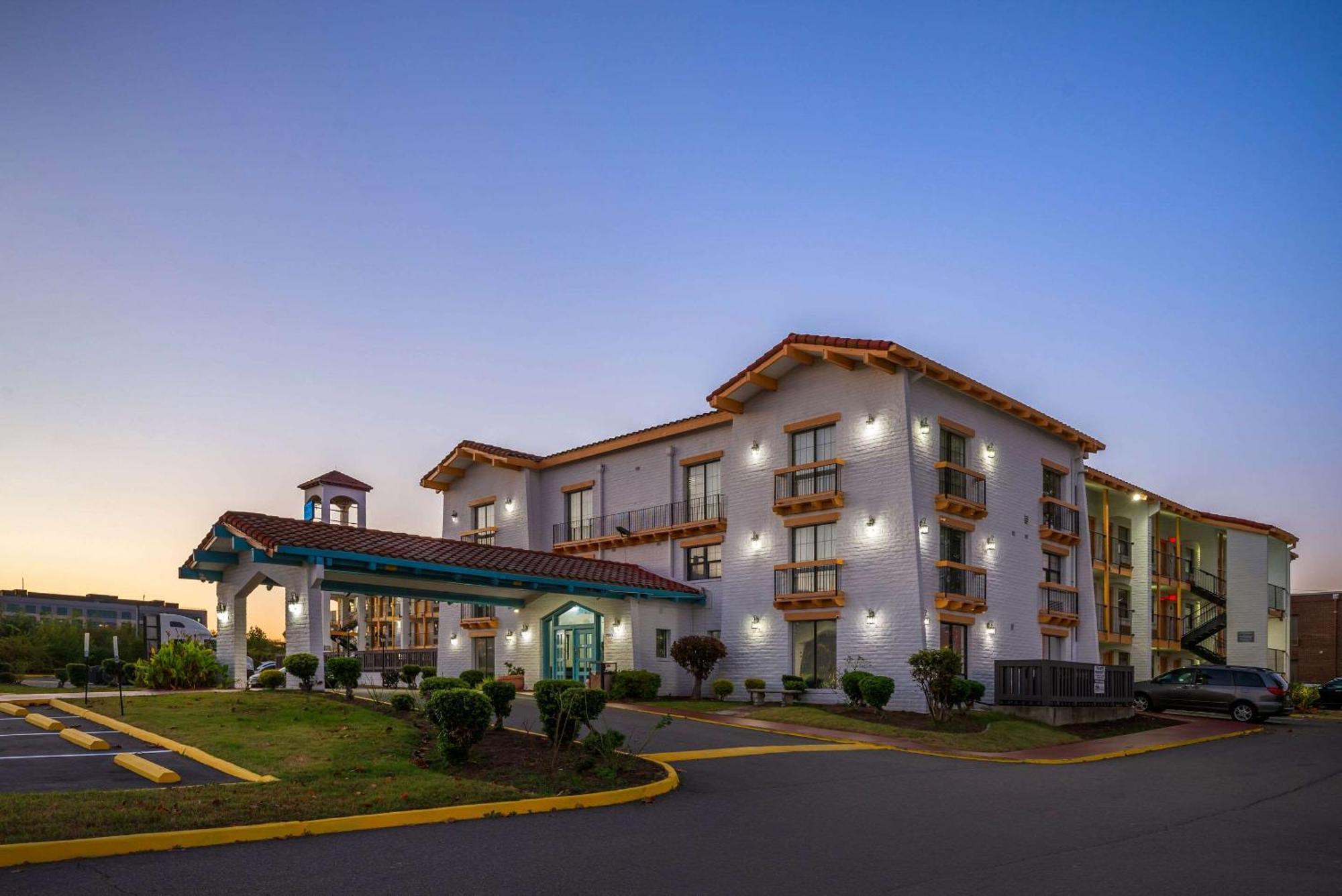 Econo Lodge Richmond-North Chesterfield Esterno foto