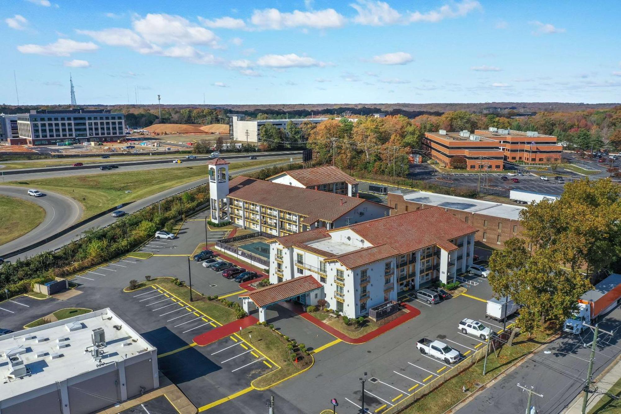 Econo Lodge Richmond-North Chesterfield Esterno foto